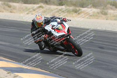 media/May-05-2025-Moto Forza (Mon) [[3c1838c5e5]]/2-B Group/Session 2 (Turn 7 Inside)/